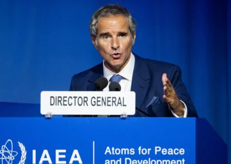 گروسی: ایران هنوز توان ساخت سانتریفیوژ و غنی‌سازی دارد / ایران نگران حمله به ذخایر اورانیوم غنی‌شده ۶۰ درصد است