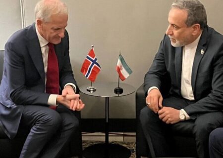 عراقچی از نخست‌وزیر نروژ چه درخواستی کرد؟