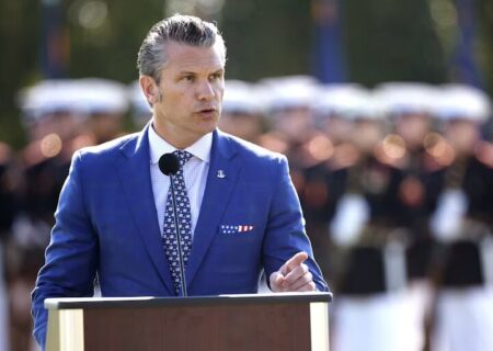 لزوم آمادگی برای جنگ؛ ادعای وزیر جنگ آمریکا برای تضمین صلح