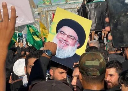 طنین شعار «لبیک یا خامنه‌ای» در مراسم سالگرد شهادت دبیران کل حزب‌الله + فیلم