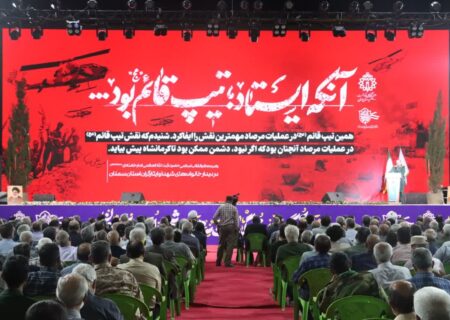 سردار سلیمانی در شب روایت فتح: روایتگری نوجوانان و نمایشگاه‌های فرهنگی با عطر معنویت/ ایران، پرچمدار صلح، آزادی و مقاومت