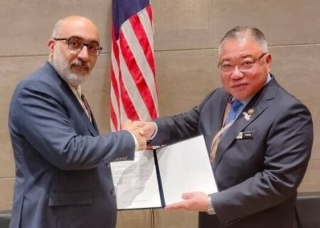 کردونی خبر داد: برگزاری اجلاس بین‌المللی گردشگری و افزایش مدت ویزای ایران و مالزی