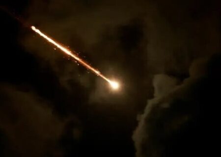 تعطیلی بن گوریون در پی پرتاب موشک از یمن / اختلال در سامانه‌های پدافندی اسرائیل هنگام اصابت موشک