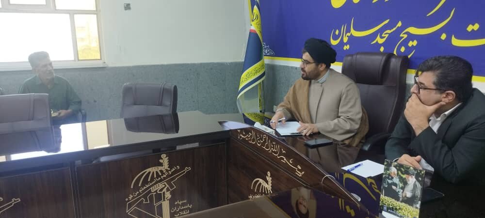 پیگیری قضایی مشکلات خانوادههای شهدا و ایثارگران در مسجدسلیمان