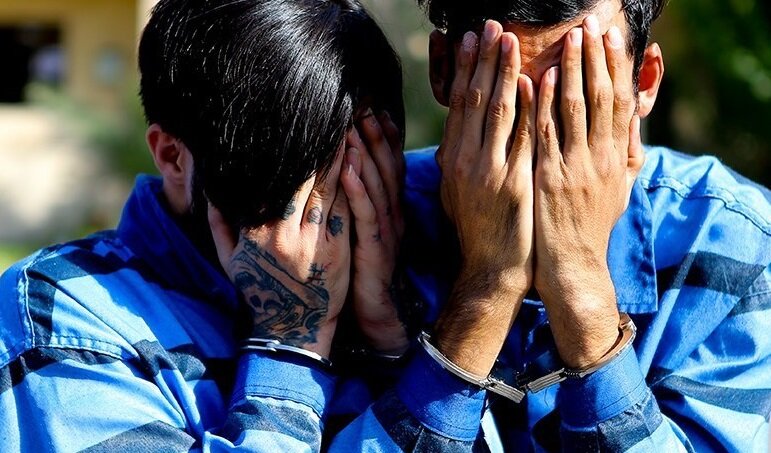 دام پلیس در کمین سارقان موبایلقاپ: دستگیری در بنبست