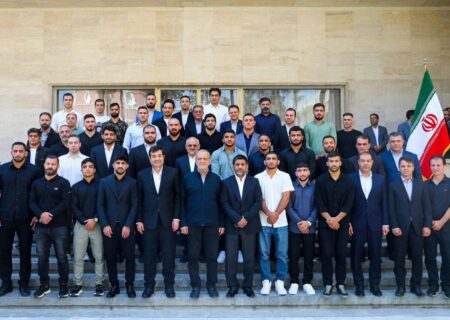 پزشکیان تاکید کرد: تا آخرین نفس در راه ایران می‌مانیم