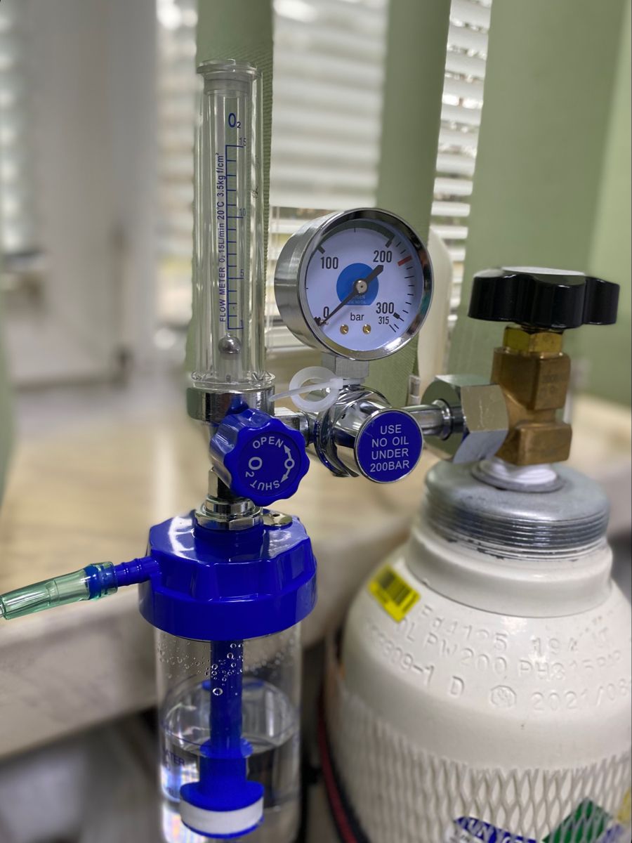 تفاوت اکسیژنساز خانگی و بیمارستانی: کدام یک برای شما مناسب است؟