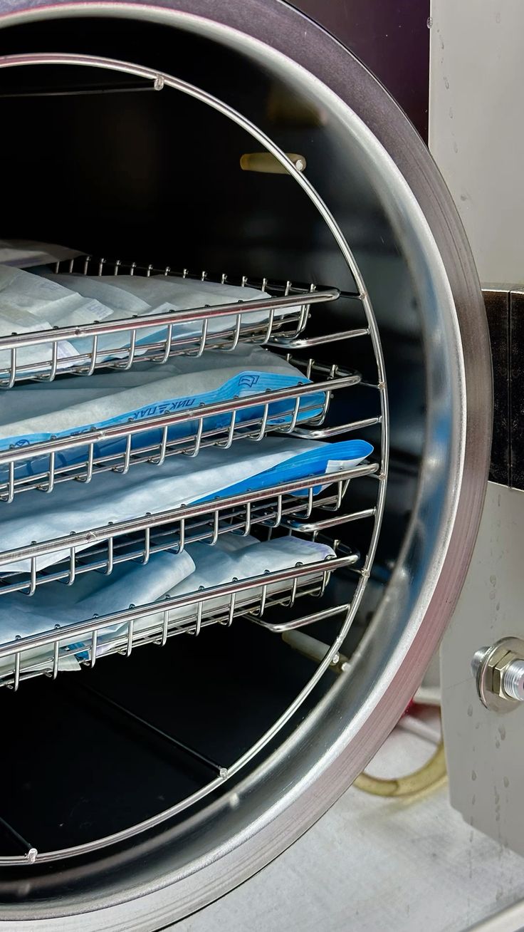 راهنمای جامع دستگاه اتوکلاو دندانپزشکی: از اصول استریلیزاسیون تا انواع و نگهداری