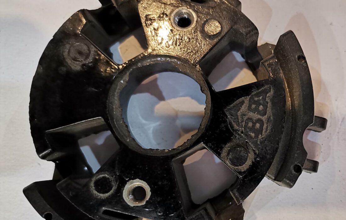 ⚙️ راهنمای جامع ذغال استارت: عملکرد، علائم خرابی و نحوه تعویض