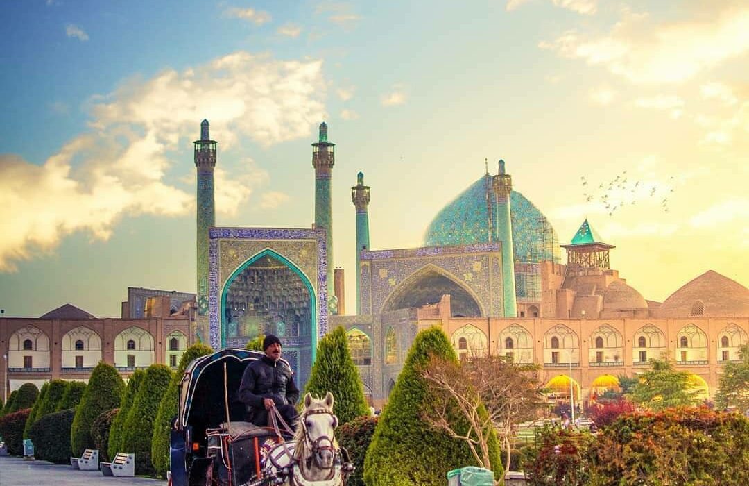 چرا تورهای خارجی با آژانسهای ایرانی محبوباند؟