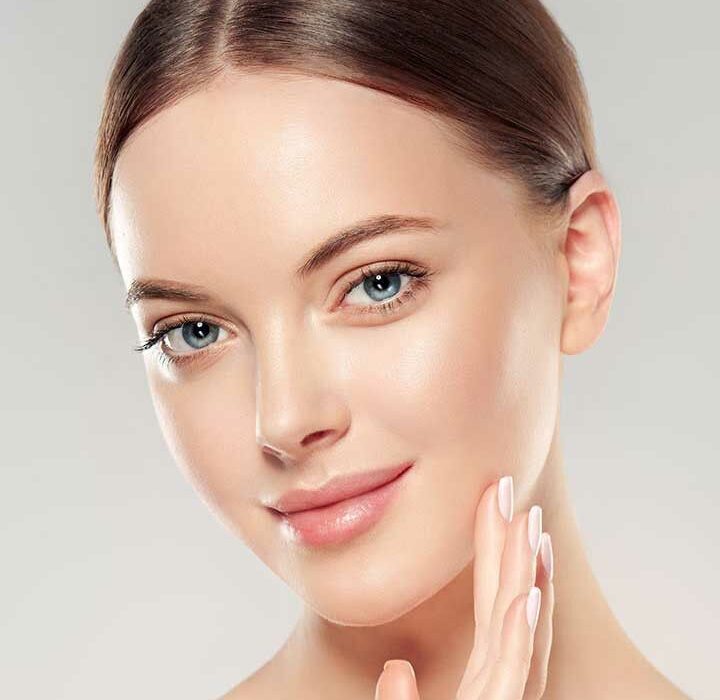 🌸 مراقبت پوست؛ راهنمای جامع برای داشتن پوستی سالم، شفاف و جوان