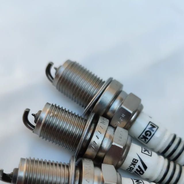 🛠 راهنمای جامع خرید لوازم یدکی خودرو: تشخیص قطعات اصل از تقلبی