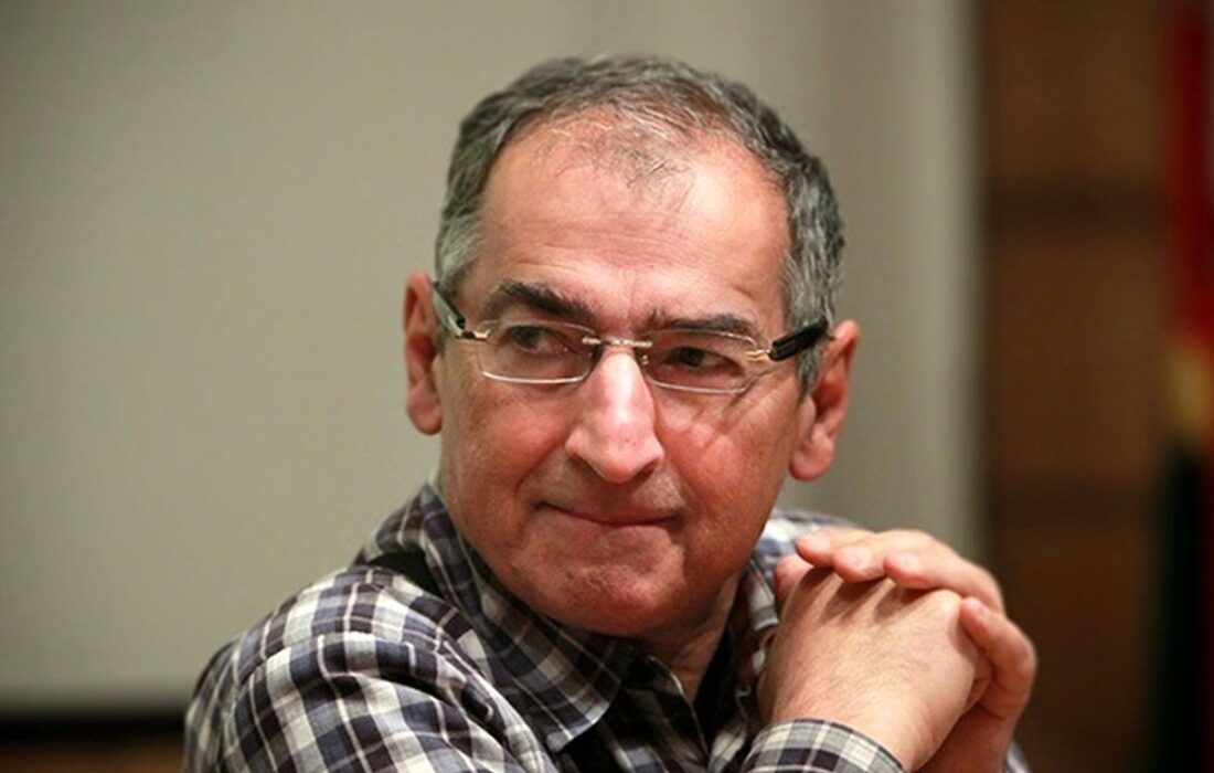 زیباکلام: امیدوارم بیمرم و نبینم که زیباکلام کنار ترامپ و نتانیاهو قرار گرفته!