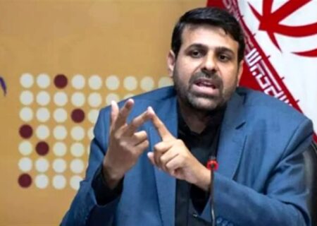 عضو هیات رئیسه مجلس: با خروج از NPT و اتخاذ سیاست ابهام، بمب اتم بسازیم تا لیبی نشویم