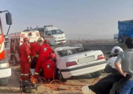 تصادف مرگبار در محور طبس به یزد؛ ۵ عضو یک خانواده جان باختند