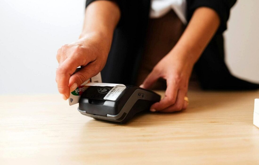 راهنمای انتخاب دستگاه پوز متناسب با نوع کسب و کار