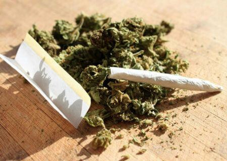 علائم رفتاری اعتیاد به پرمصرف ترین ماده مخدر در جهان