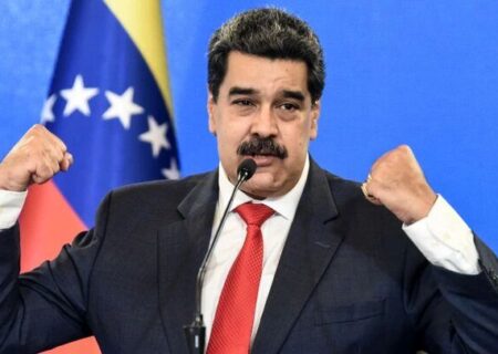 مادورو به ترامپ نامه نوشته و پیشنهاد گفتگویی مستقیم بین ونزوئلا و آمریکا را مطرح کرده است