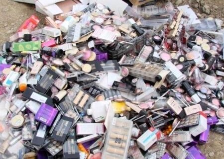 فاجعه در لوازم آرایشی وارداتی؛ ۶۰ تا ۷۰ درصد لوازم آرایشی تقلبی است