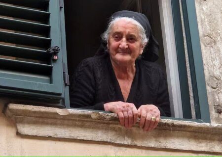 مارگریتا؛ پیرزنی که جاذبه گردشگری شد