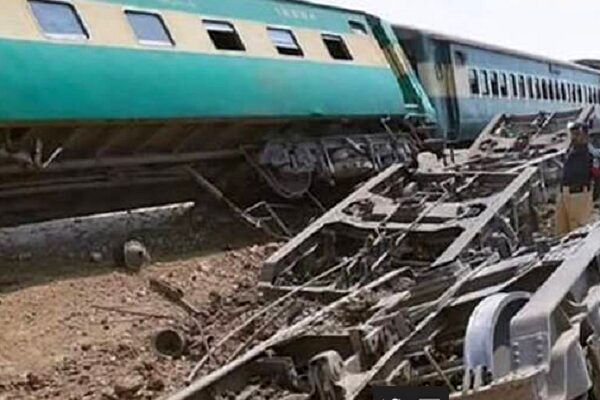 حمله به یک قطار مسافربری در بلوچستان پاکستان با بمب دستساز