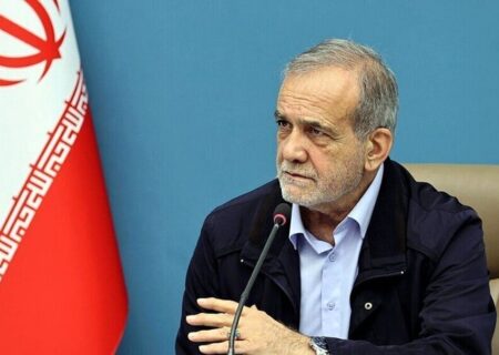 قدیری‌ابیانه: اگر پزشکیان با ترامپ ملاقات کند، باید منتظر رای عدم کفایت سیاسی‌اش از مجلس باشد!