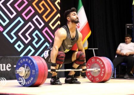 مصاف 2 ایرانی با کیانوش رستمی که برای کوزوو وزنه می زند