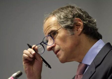 گروسی: قطع همکاری ایران با آژانس باعث افزایش تنش بین‌المللی می‌شود