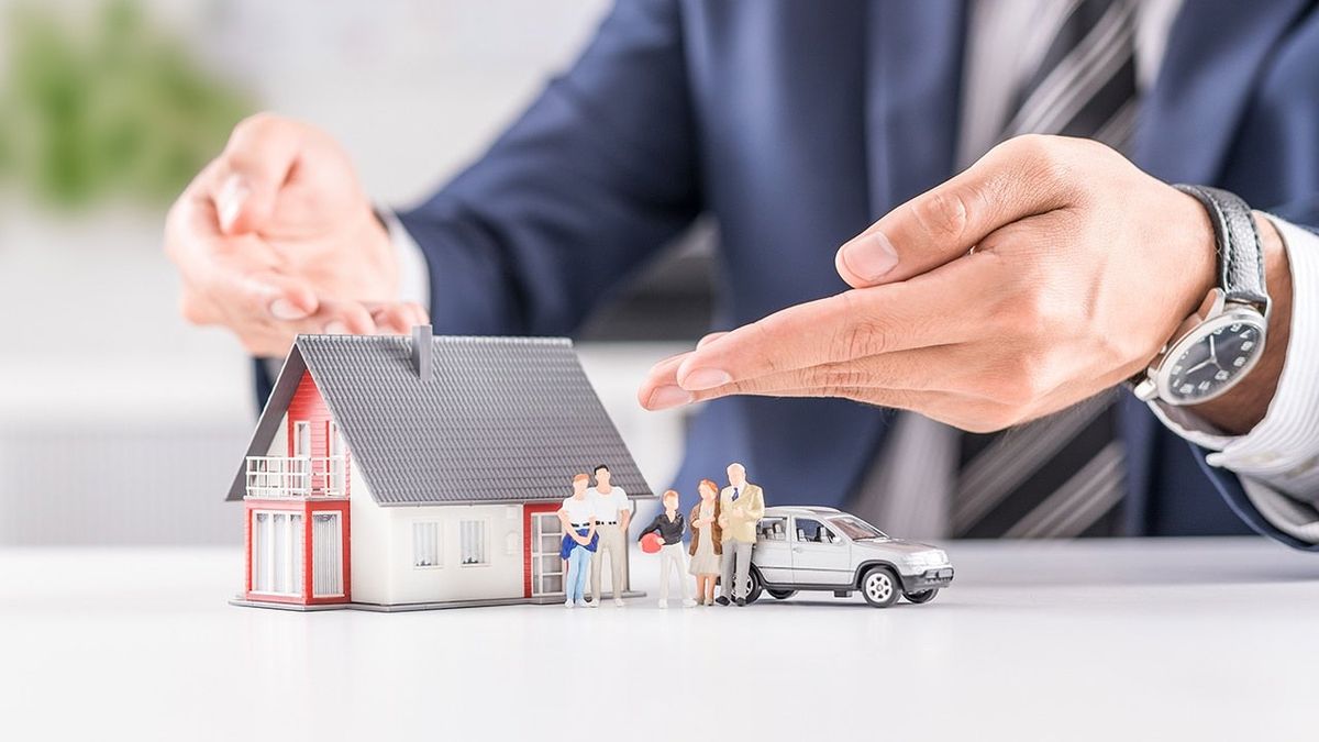 راهنمای انتخاب بهترین شرکت بیمه در ایران