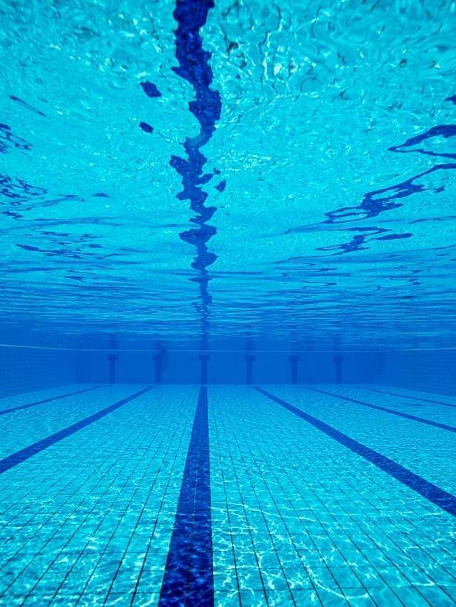 f38bc0f8ed2520233d81d8e63f0a923d تعبیر خواب شنا در استخر