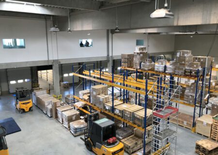 راهنمای کامل خدمات لجستیک صنعتی و بهینه‌سازی زنجیره تأمین