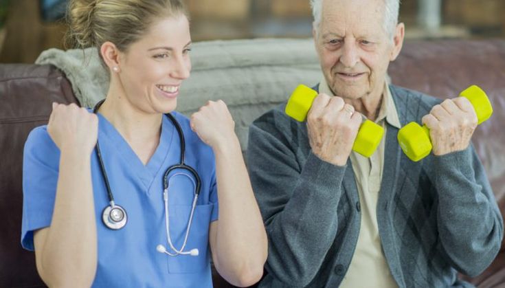 خدمات مراقبت از سالمندان: راهنمای جامع برای انتخاب بهترین گزینهها 👵👴