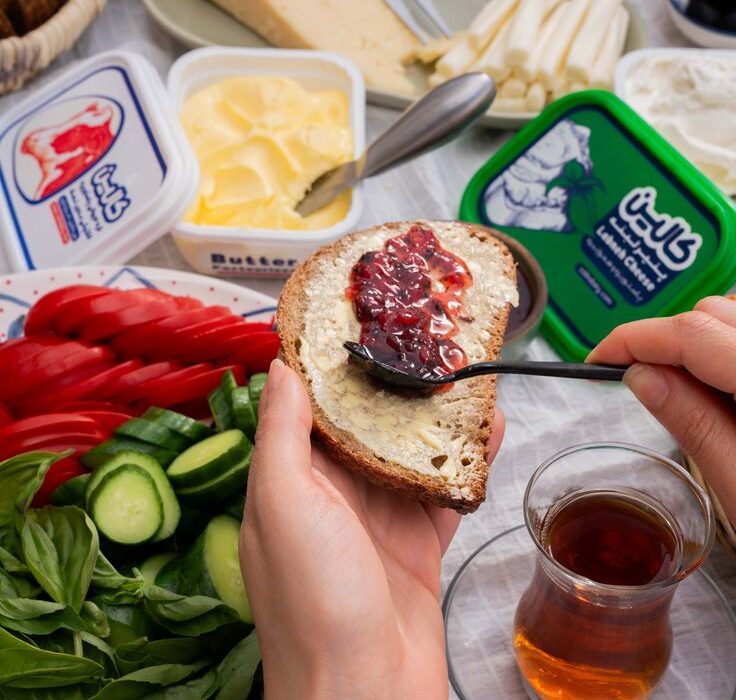 فروشگاه لبنیات آنلاین: طراوت مزرعه در خانه شما