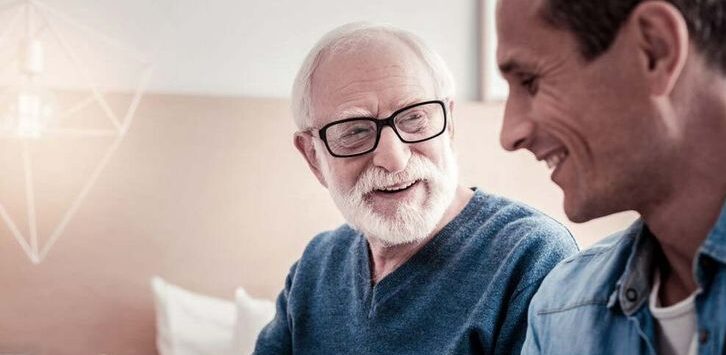 خدمات مراقبت از سالمندان: راهنمای جامع برای انتخاب بهترین گزینهها 👵👴