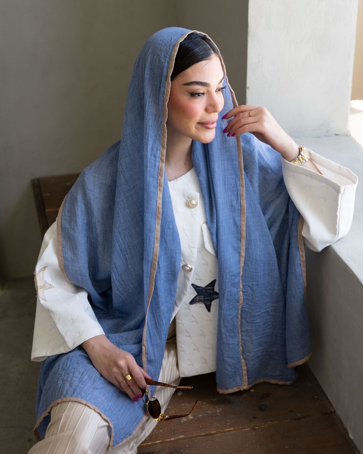 راهنمای جامع خرید و استایل شال نخی: انتخابی راحت و شیک برای هر فصل 🌿