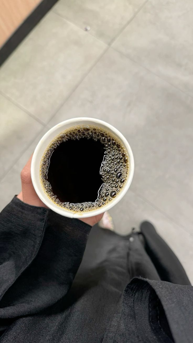 راهنمای جامع قهوه تخصصی: بررسی تفاوت با قهوه تجاری و راهنمای دمآوری خانگی