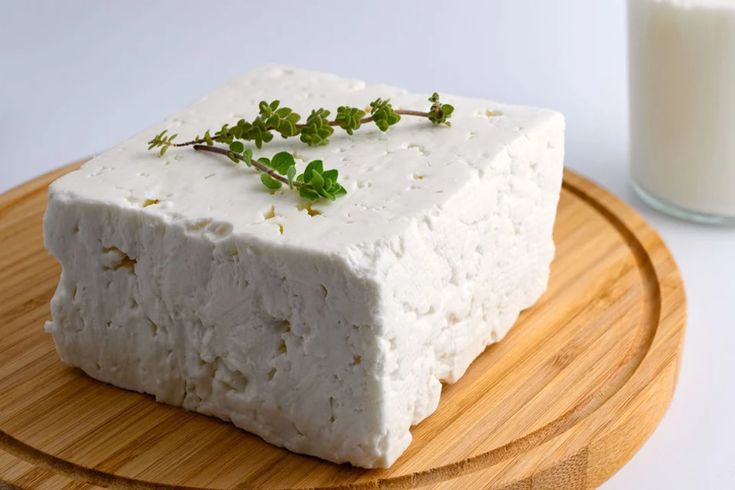 پنیر: از یک غذای ساده تا دنیایی از طعم و عطر