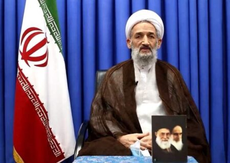 آیت الله محمدی لائینی: زیرکی سیاسی سید حسن نصرالله نقاب از چهره استکبار برمی‌دارد