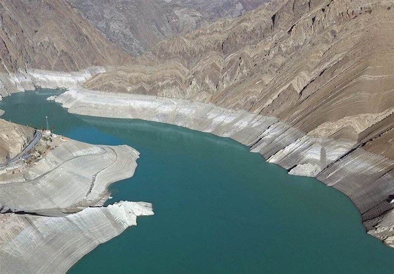 تنش آبی در تهران بالا گرفت؛ استفاده از حجم مرده سدها برای تامین آب شرب