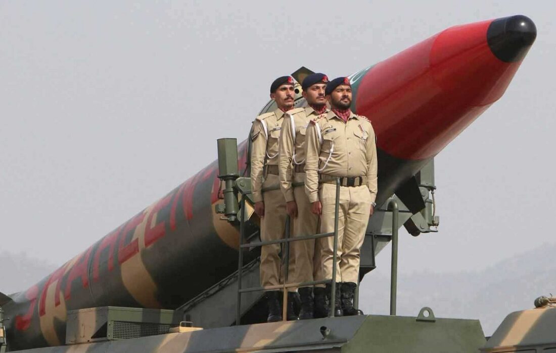 پاکستان از آزمایش موفقیتآمیز موشک فاتح ۴ خبر داد