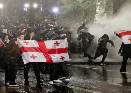 نخست وزیر گرجستان، سفیر اتحادیه اروپا را عامل آشوب‌های تفلیس خواند