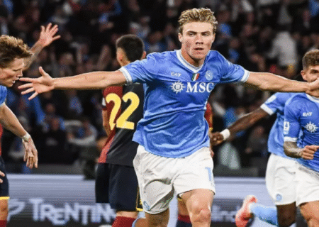 پیروزی ناپولی مقابل جنوا با نتیجه ۲-۱؛ هدیه ارزشمند هویلون به کونته