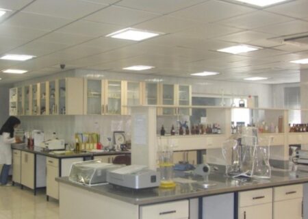 لرستان در مسیر ملی شدن؛ آزمایشگاه استان میزبان نمونه‌های کشوری