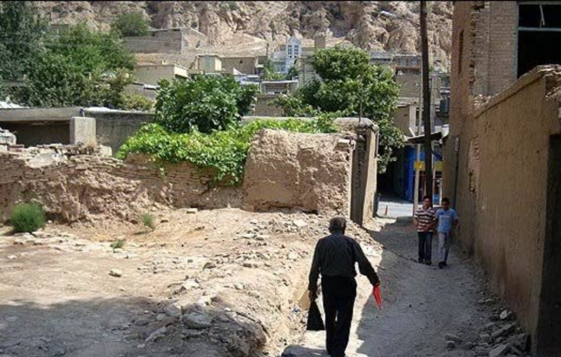 حمایت ویژه از زنان سرپرست خانوار در محلات حاشیهای