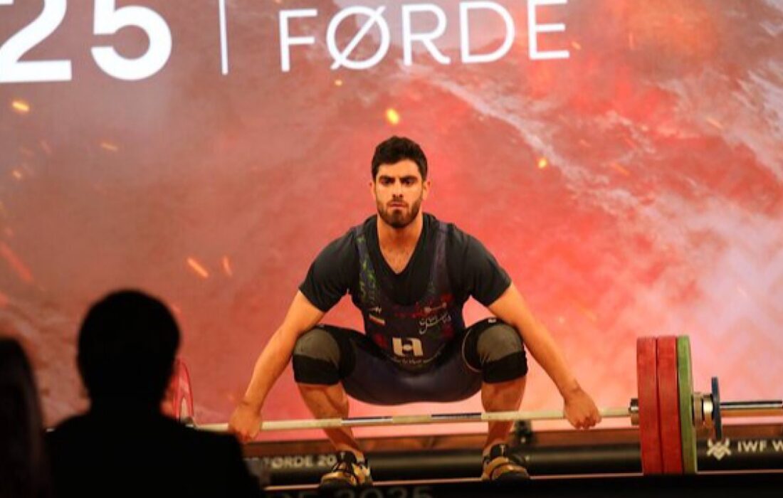 وزنه‌بردار ایرانی سکوی سوم را فتح کرد؛ رکورد جهانی در هم شکست