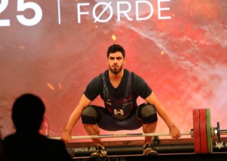 وزنه‌بردار ایرانی سکوی سوم را فتح کرد؛ رکورد جهانی در هم شکست