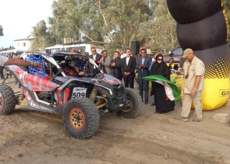 دور دوم مسابقات اتومبیلرانی آفرود قهرمانی کشور در بابلسر برگزار شد