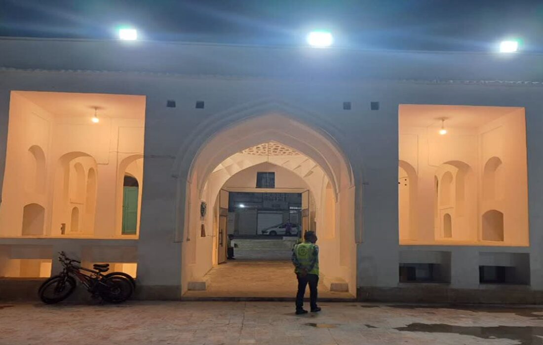 بوستان خانواده کازرون: تلفیق معماری ایرانی با شور زندگی