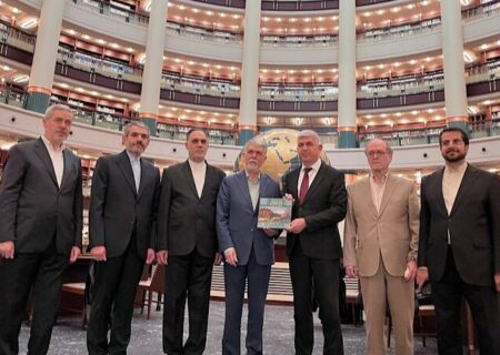 صالحی از رویکرد جدید ایران در توسعه روابط با کشورهای همسایه خبر داد