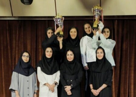 البرز جام قهرمانی مسابقات نجات غریق بانوان کشور را بالای سر برد